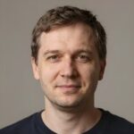 Портрет Алексея Волкова для оформления интерьера в формате огромного панорамного холста от компании Печать на холсте
